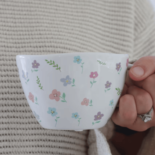 Irregular Shape Floral Mug, 400ml Capacity with Pretty Design