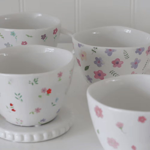 Irregular Shape Floral Mug, 400ml Capacity with Pretty Design